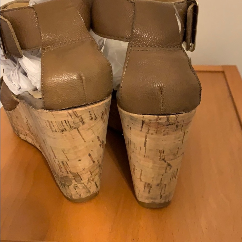 Nine West sandals - Picture 4 of 9
